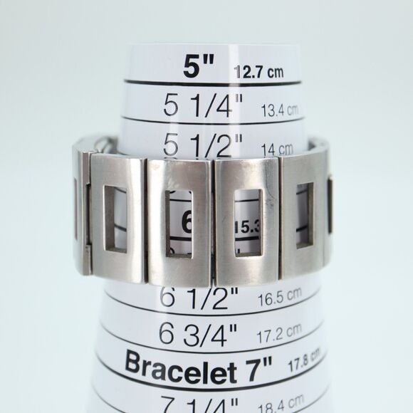 Vestal Seville Silver Tone Watch 27mm Rectangle Dial Stainless Steel New Battery main image 9